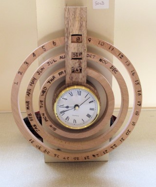 Bert Lanham's commended calendar clock